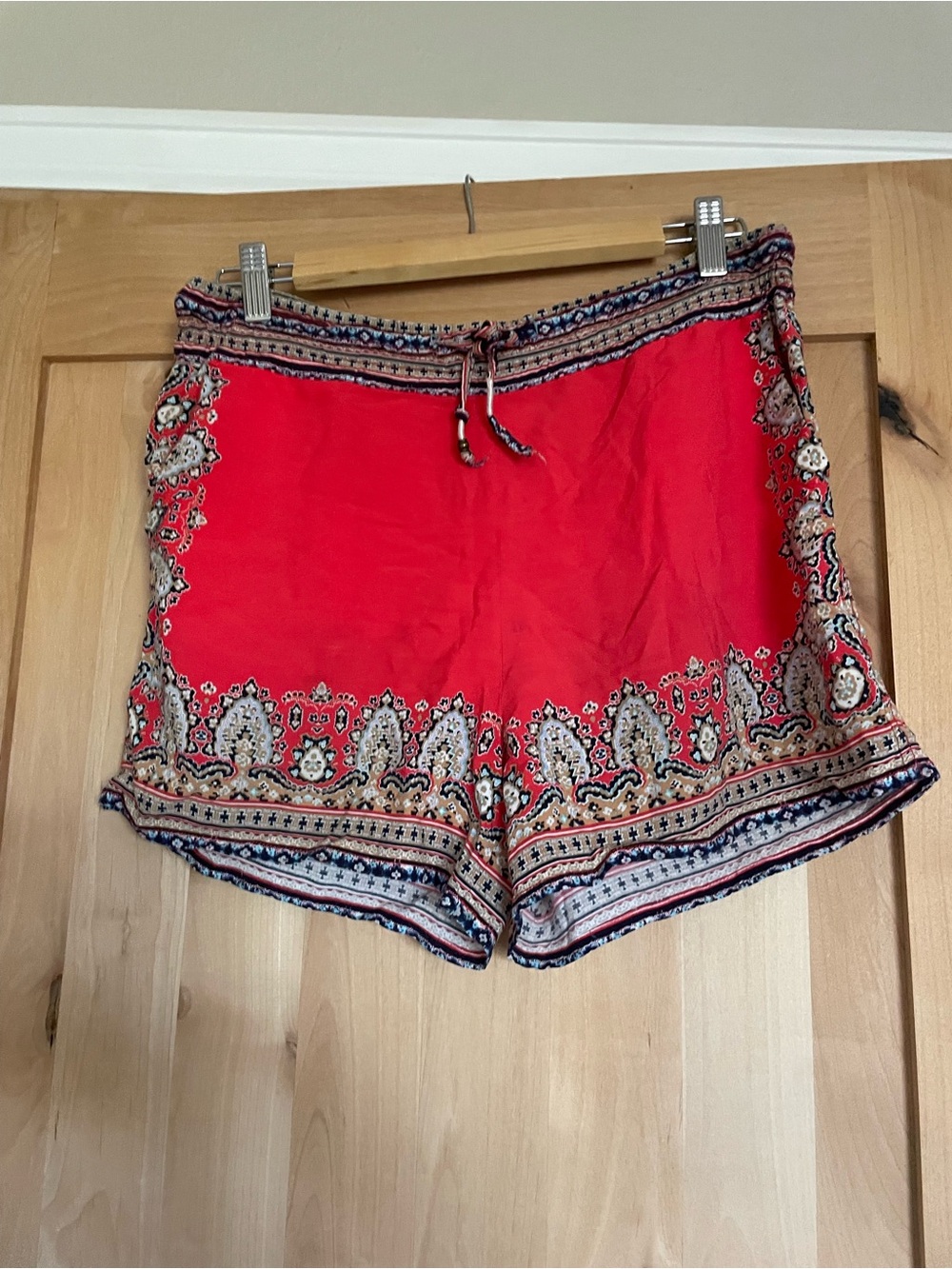 Anthropologie Hem & Thread Boho Paisley Drawstring Shorts | Size Small